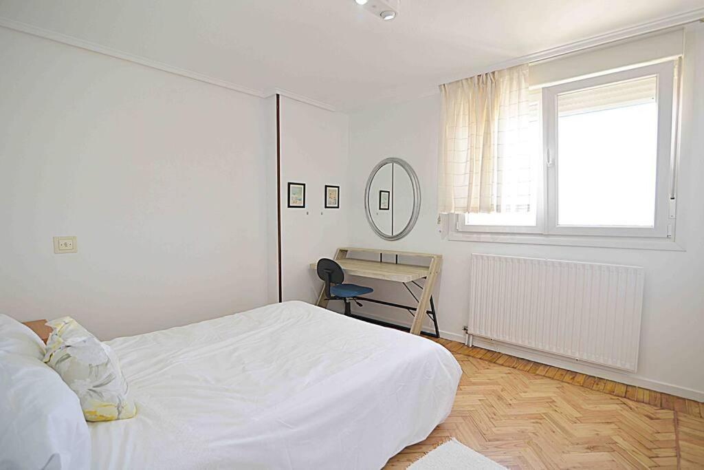 El Apartamento De Santa Pilar By Just Room Santander Eksteriør bilde